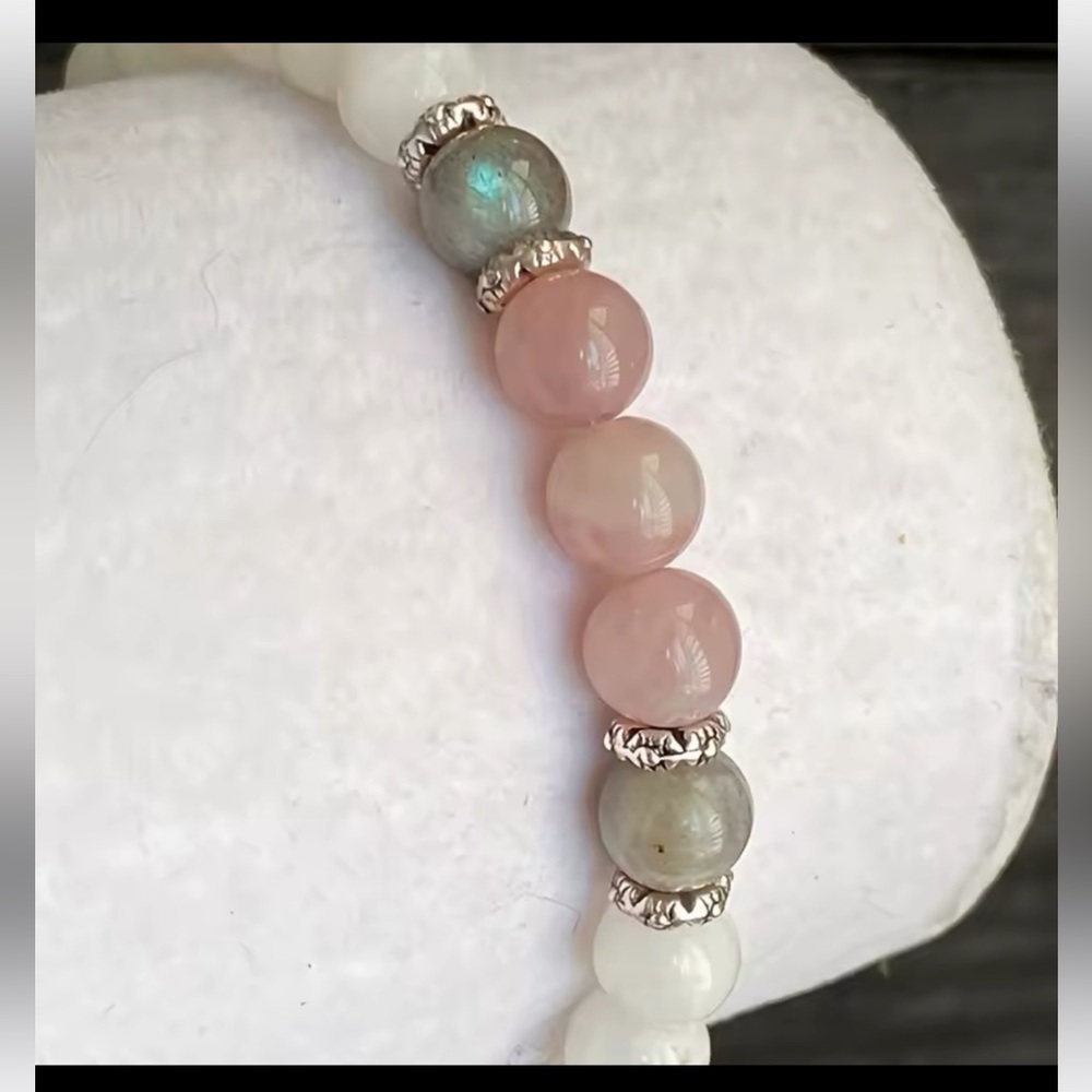 $5 NATURAL STONE BRACELET. NEW. $5 WHEN BUNDLED WITH 3 OR MORE ITEMS - Picture 5 of 16
